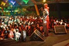 Príncipe esbanja carisma e simpatia em Show no Park da Copa