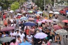 Parada do Orgulho LGBT de Volta Redonda atrai de 1,5 mil a 3 mil pessoas