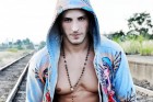DJ Leandro Becker agita a Pool Party na Cidade Campo neste domingo