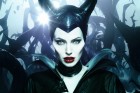 Com cinco estreias, Angelina Jolie bate de frente com Tom Cruise