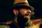 Nino Grandi faz show no 08 Bar & Lounge nesta quinta-feira