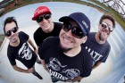 Raimundos toca no VR MotoFest neste sábado