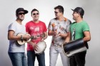 Dito e Feito faz show no Fronteiras neste domingo