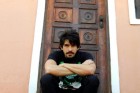 Leandro Crispi canta nesta sexta-feira no Botequim 33