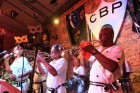 Cordão da Bola Preta anima Carna Feijão no Porão Hall