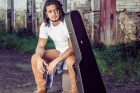 Arnaldo Jr. canta no Botequim 33