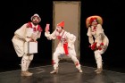 Espetáculos do Clowns de Shakespeare no Sesc Barra Mansa