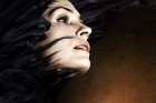 Vampiros e lobisomens em terror envolvente
