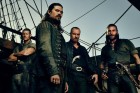 Uma nova versão para o charme do pirata James Flint
