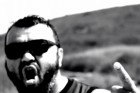 Clipe da Dfront SA é prévia do CD da banda que sai em julho