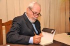 Mauro de Oliveira Pereira lança autobiografia