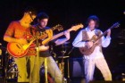 Poços & Nuvens: universo de letras e melodias delicadas