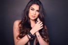 Vicky Valentim lança música em todas as plataformas digitais
