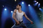 Freddie Mercury dá um baile na Disney e no Doutrinador