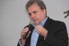 Professor do UniFOA participa de evento sobre doenças raras
