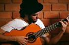 Filipe Torres faz show no Brasador