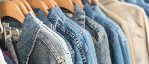Apae Volta Redonda realiza Outlet Jeans beneficente com descontos de até 70% first