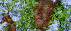 Texturas, intervenções e sobreposições marcam o trabalho da fotógrafa Cláudia Moraes first