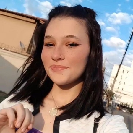 0Anna