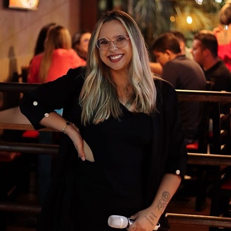 0J&uacute;lia Chantal