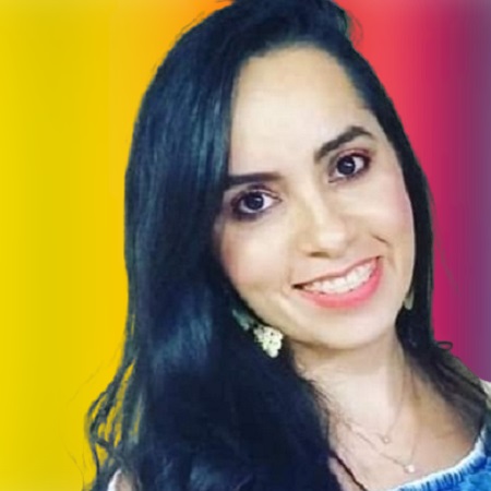 0RenataCarvalho