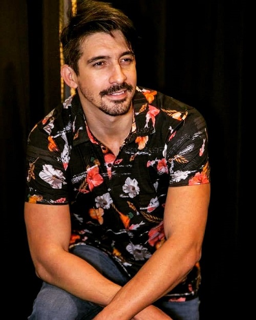 40603739_1992256050831613_3348160223956172800_n (1)