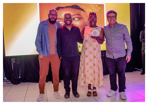 Creme Ovos de P&aacute;scoa P&aacute;scoa Cart&atilde;o (36)