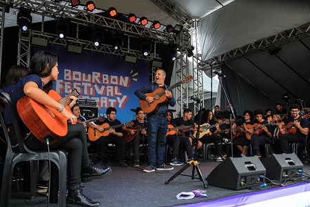 Orquestra de Violões de Paraty - André Quartim Barbosa Cação (2)