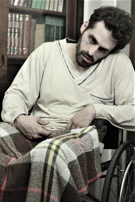 Zé Pedro Baroni como Juliano. Filme As Inventariantes, de Nei Francisco. Produtora Wchan Filmes